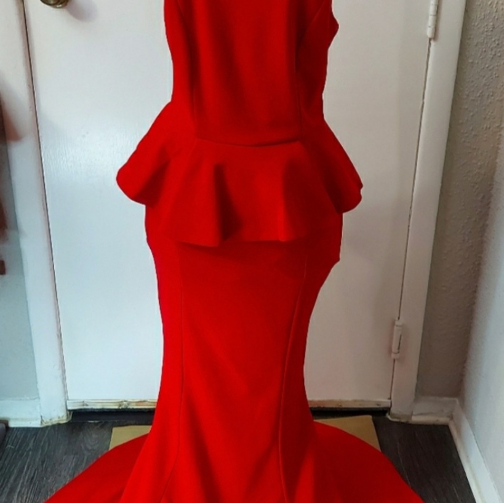 NWT Fashion Nova Red Shiloh Peplum Party Dress